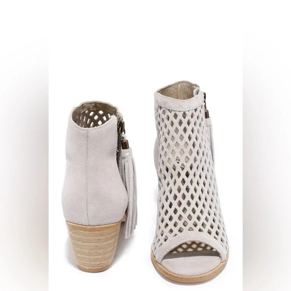 Matisse Indie Bone Gray/White Suede Leather Cutout Ankle Booties - Picture 13 of 14